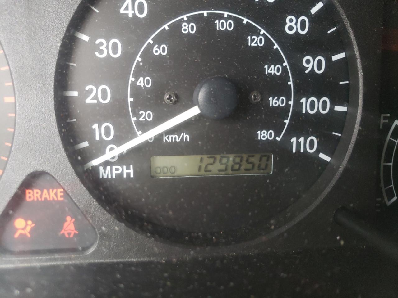 Photo 8 from auction – 2002 TOYOTA COROLLA CE with VIN 2T1BR12E12C548398