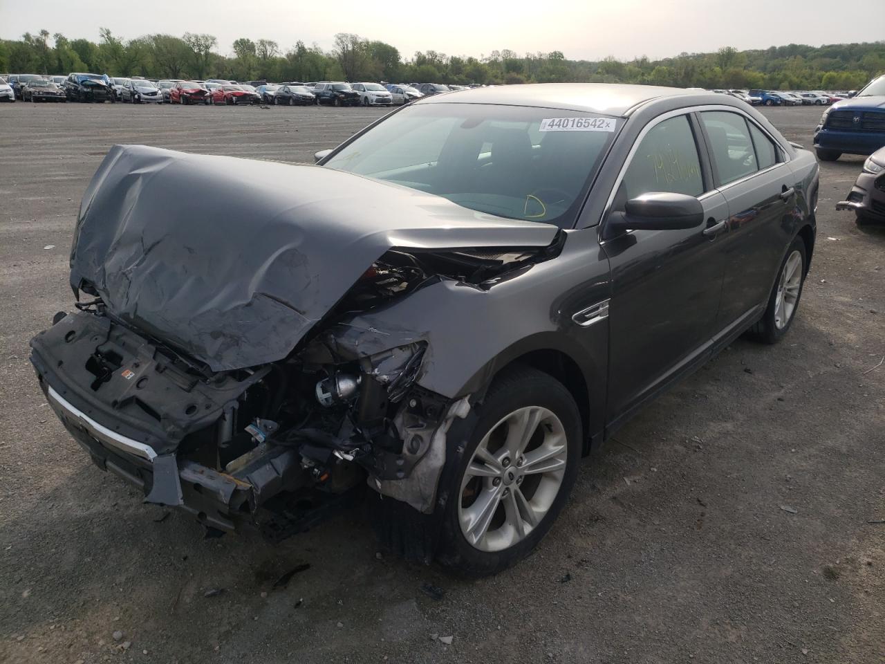 Photo 2 from auction – 2017 FORD TAURUS SEL with VIN 1FAHP2E88HG120680