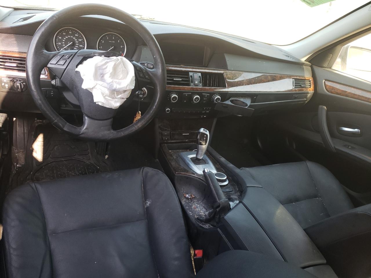 Photo 9 from auction – 2008 BMW 528 I with VIN WBANU53548CT06107