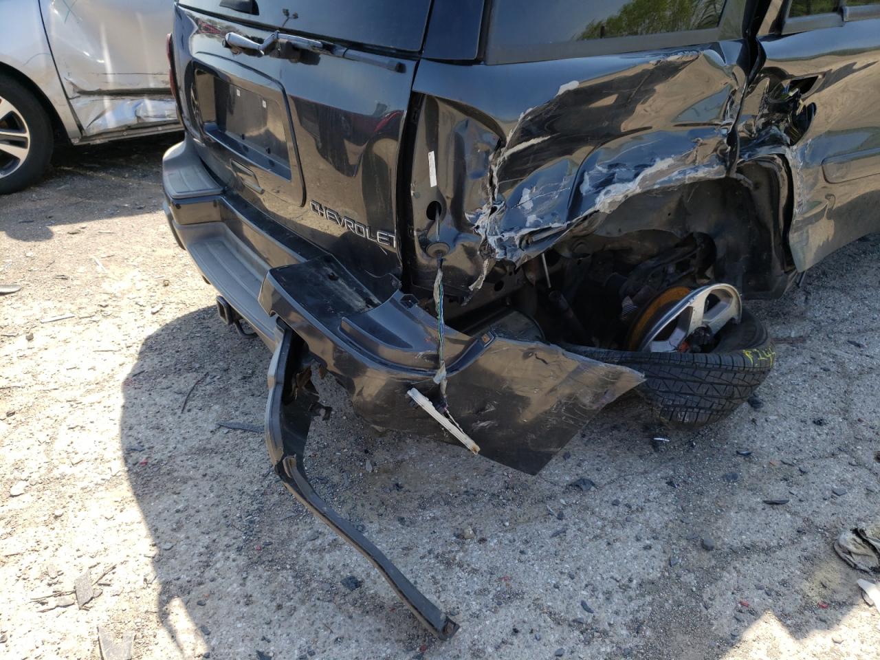 Photo 9 from auction – 2003 CHEVROLET TRAILBLAZE with VIN 1GNDT13S432271963