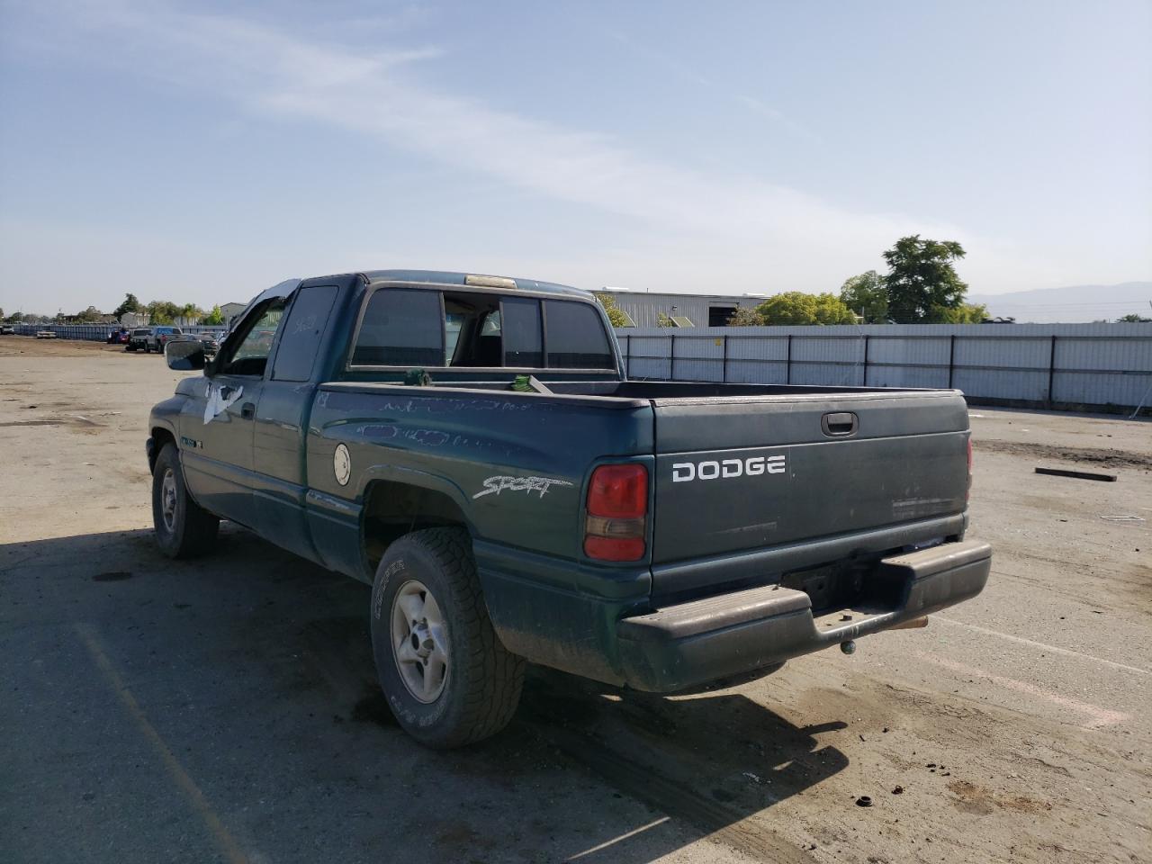 Photo 3 from auction – 1996 DODGE RAM 1500 with VIN 3B7HC13Z1TG168661