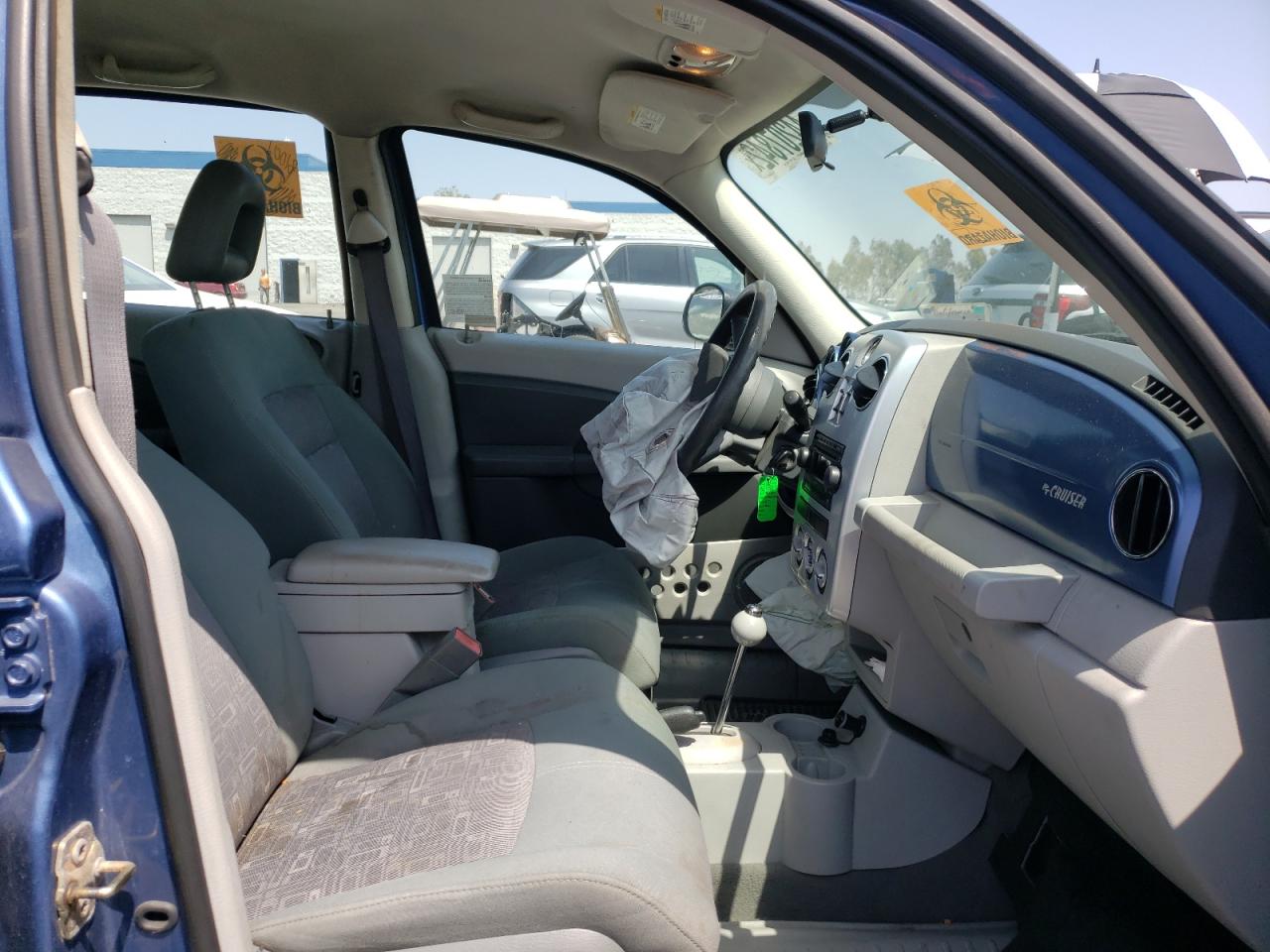 Photo 5 from auction – 2006 CHRYSLER PT CRUISER with VIN 3A4FY58B86T320436