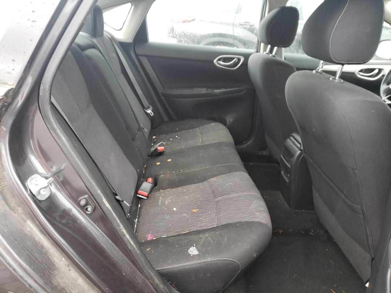 Photo 6 from auction – 2015 NISSAN SENTRA S with VIN 3N1AB7AP9FL630987