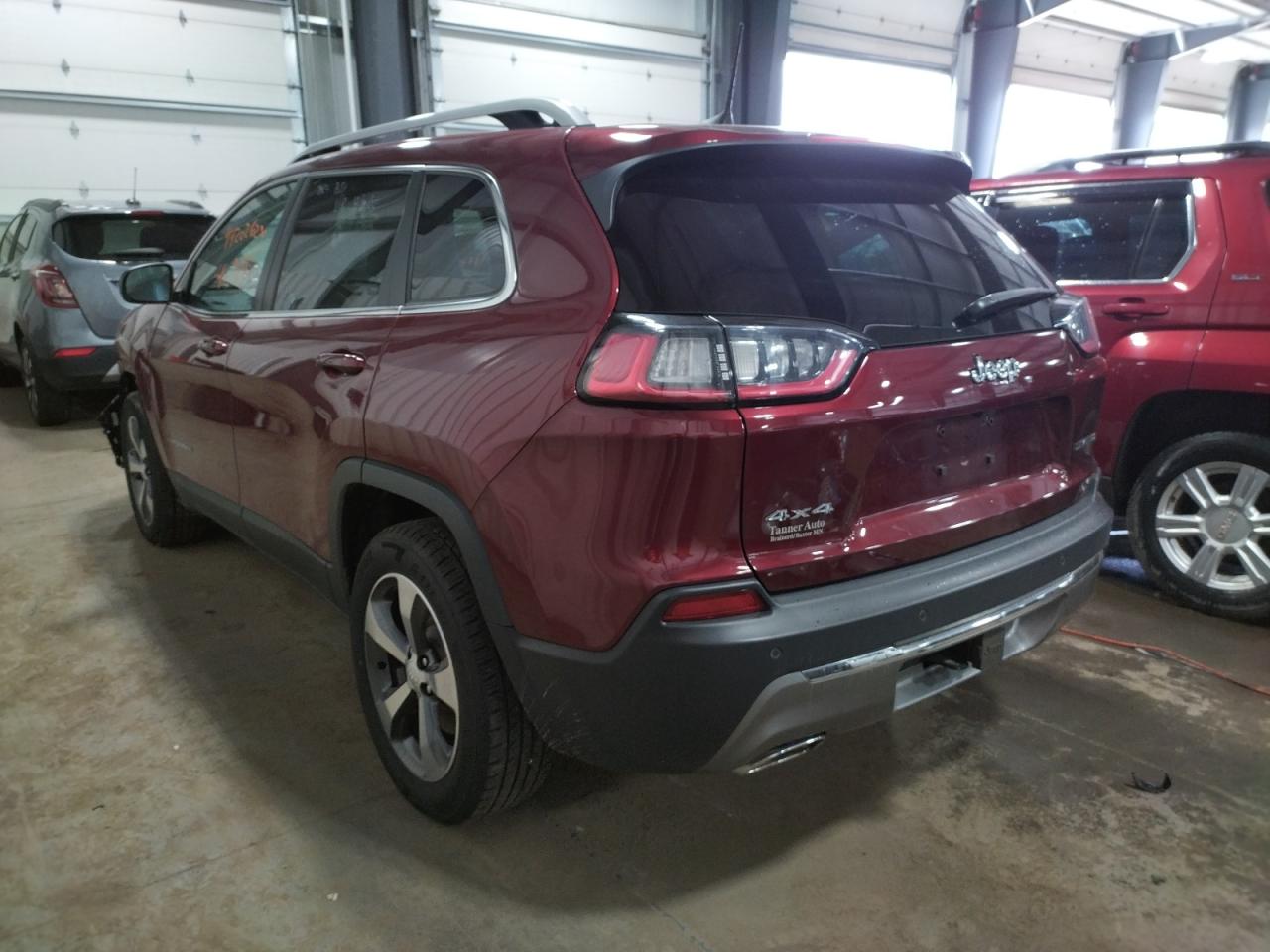 Photo 3 from auction – 2019 JEEP CHEROKEE L with VIN 1C4PJMDX7KD218345