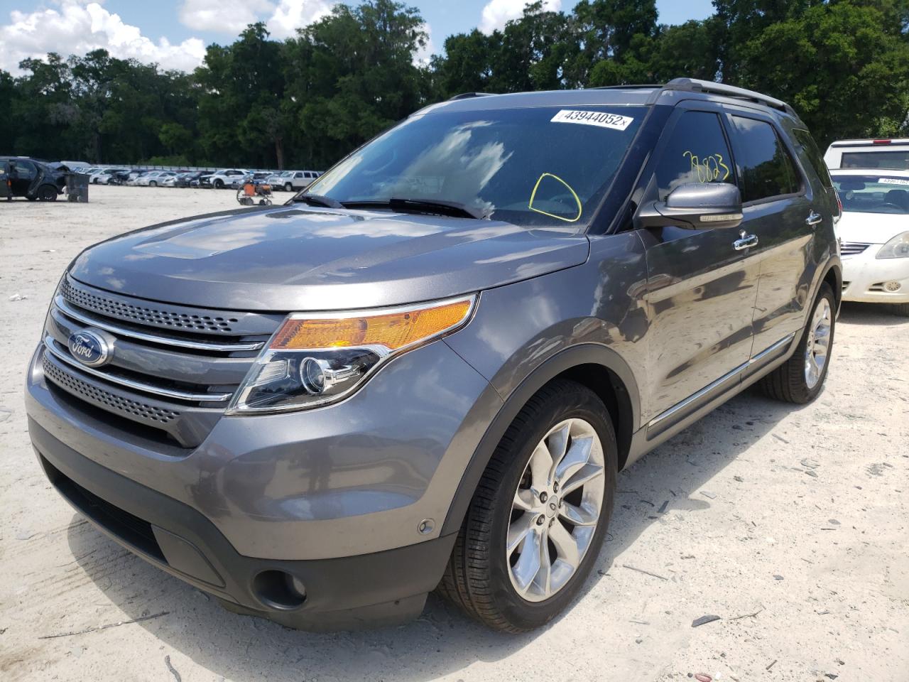Photo 2 from auction – 2012 FORD EXPLORER L with VIN 1FMHK7F8XCGA99162