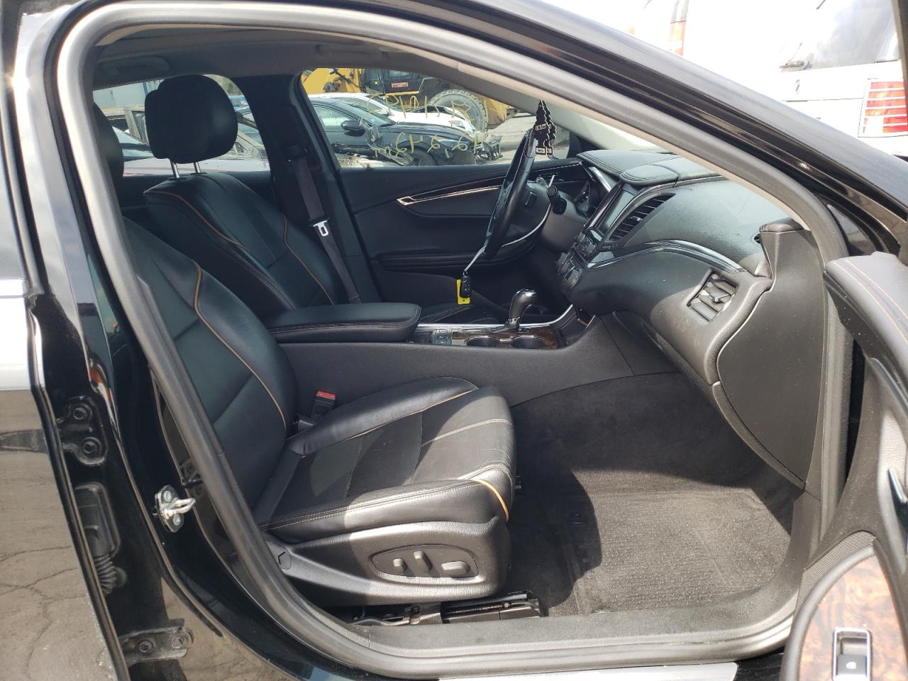 Photo 5 from auction – 2014 CHEVROLET IMPALA LTZ with VIN 1G1155S3XEU163693