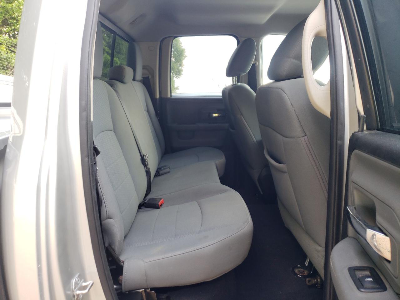 Photo 6 from auction – 2013 RAM 1500 SLT with VIN 1C6RR6GG3DS574290