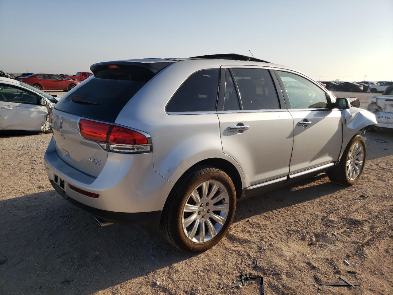 Photo 4 from auction – 2012 LINCOLN MKX with VIN 2LMDJ6JKXCBL17496