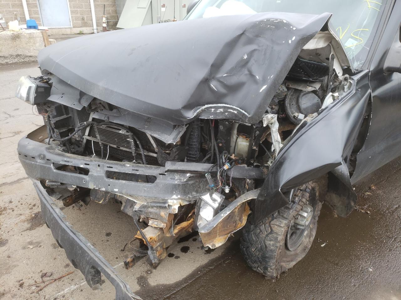 Photo 9 from auction – 2004 CHEVROLET SILVERADO with VIN 1GCHK23U04F234035