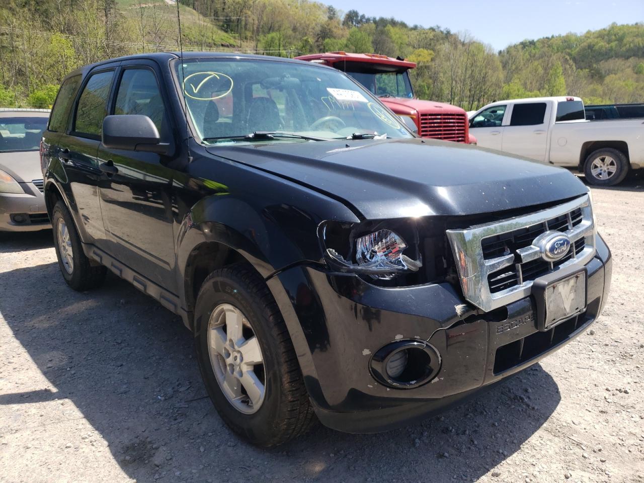 FORD ESCAPE XLS 2010 with VIN 1FMCU0C71AKB96185 - Photo from auction