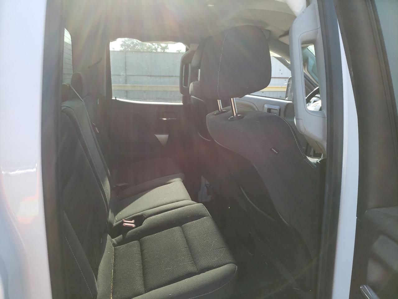 Photo 6 from auction – 2015 CHEVROLET SILVERADO with VIN 1GC2CVEGXFZ139592