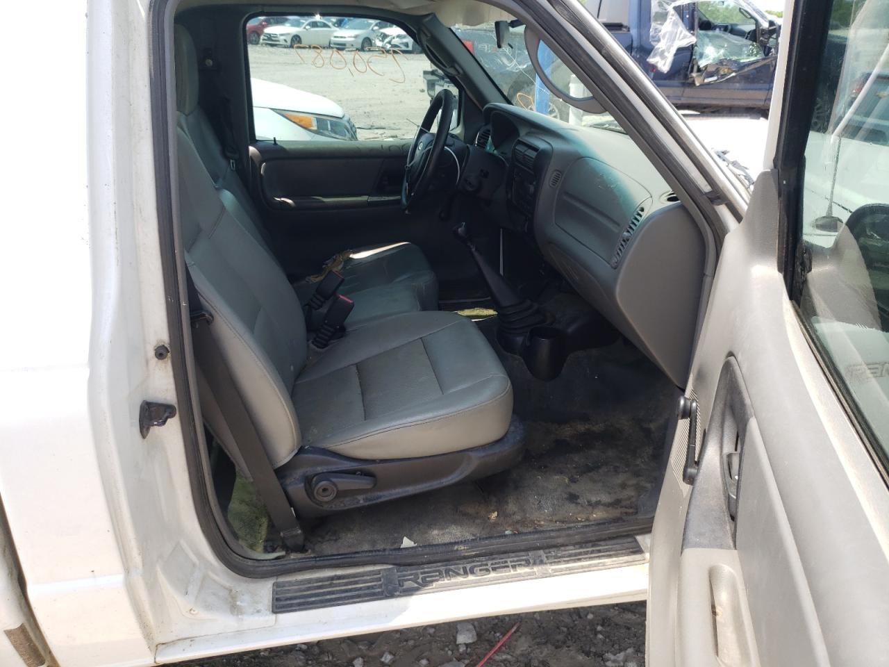 Photo 5 from auction – 2004 FORD RANGER with VIN 1FTYR10D94TA20088
