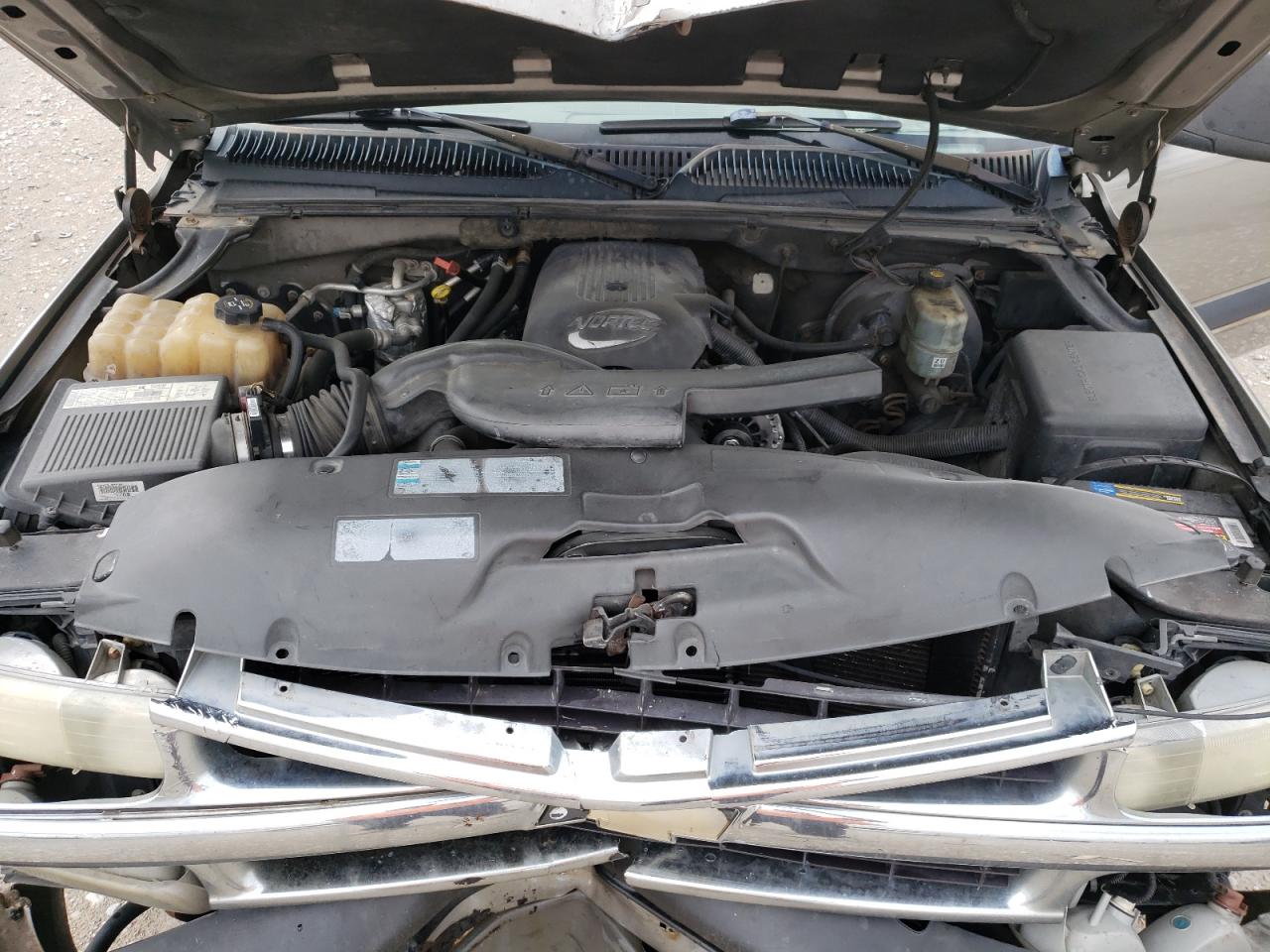 Photo 7 from auction – 2002 CHEVROLET SUBURBAN C with VIN 3GNEC16Z02G235948