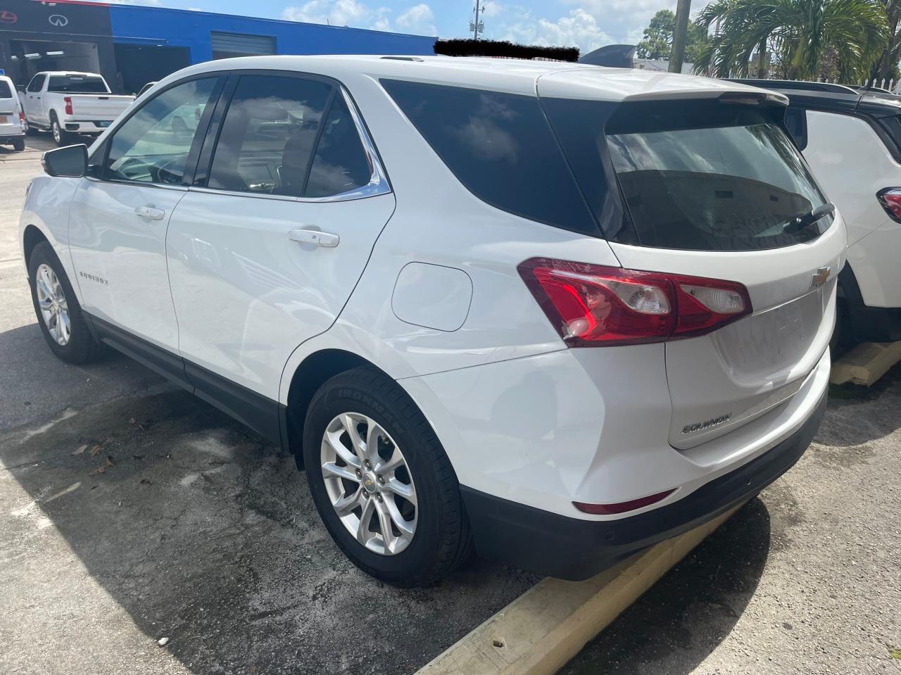 Photo 3 from auction – 2018 CHEVROLET EQUINOX LT with VIN 2GNAXSEV3J6120276