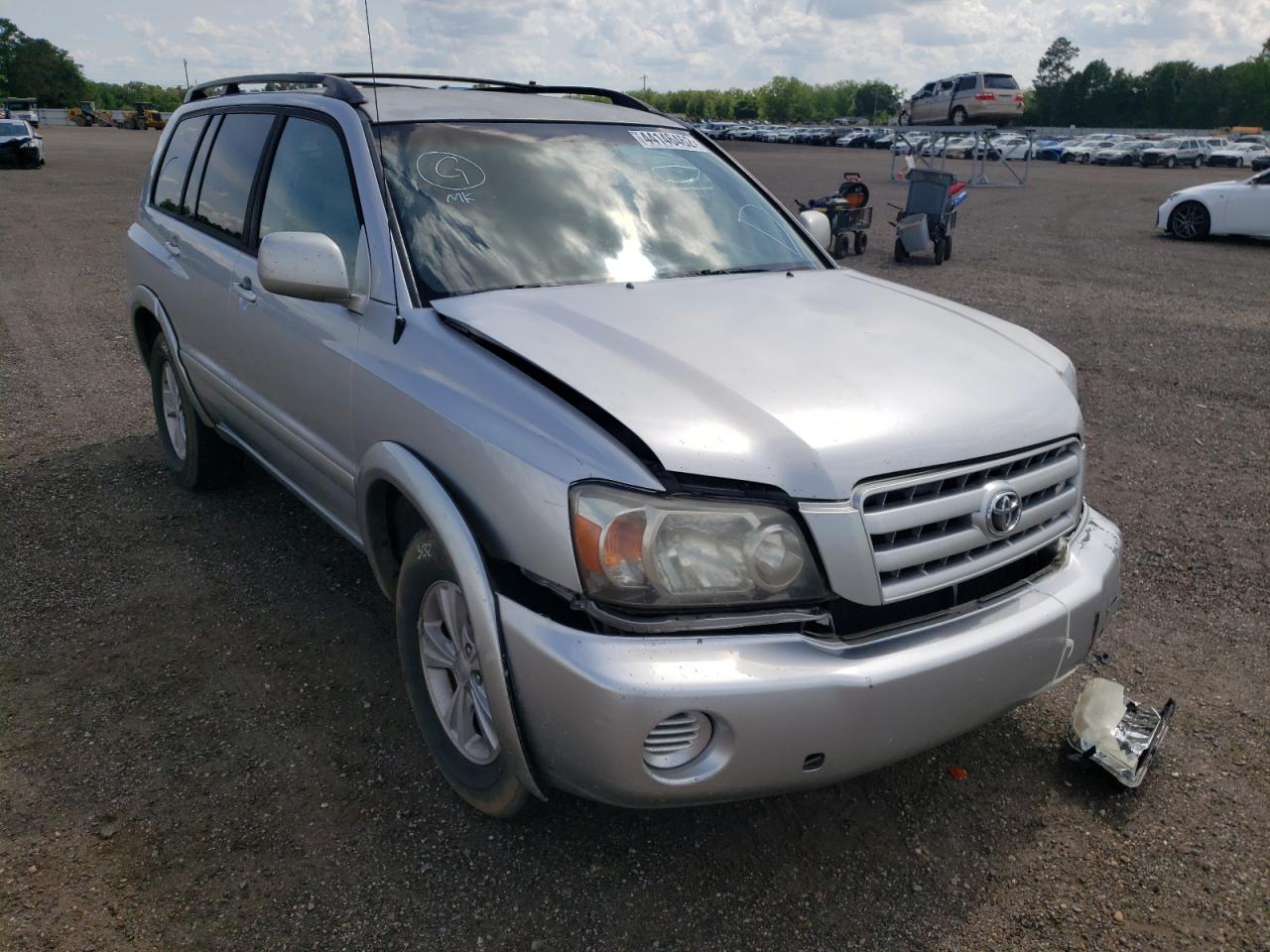 TOYOTA HIGHLANDER 2001 with VIN JTEGF21A110017824 - Photo from auction