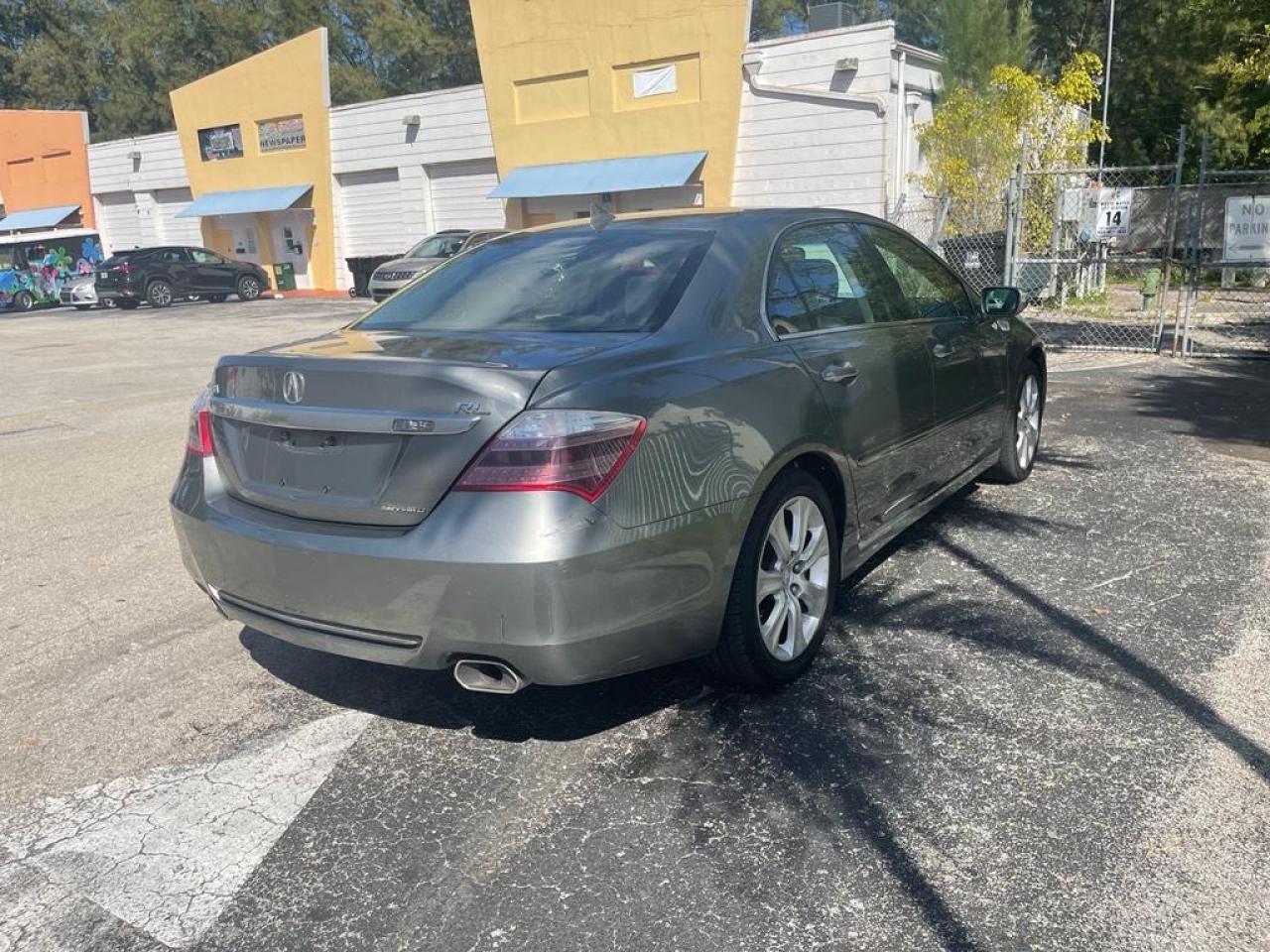 Photo 4 from auction – 2009 ACURA RL with VIN JH4KB26639C002040