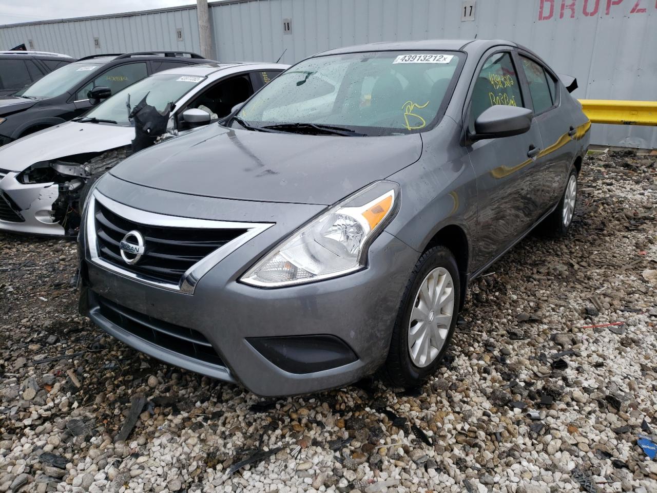 Photo 2 from auction – 2016 NISSAN VERSA S with VIN 3N1CN7AP2GL817120
