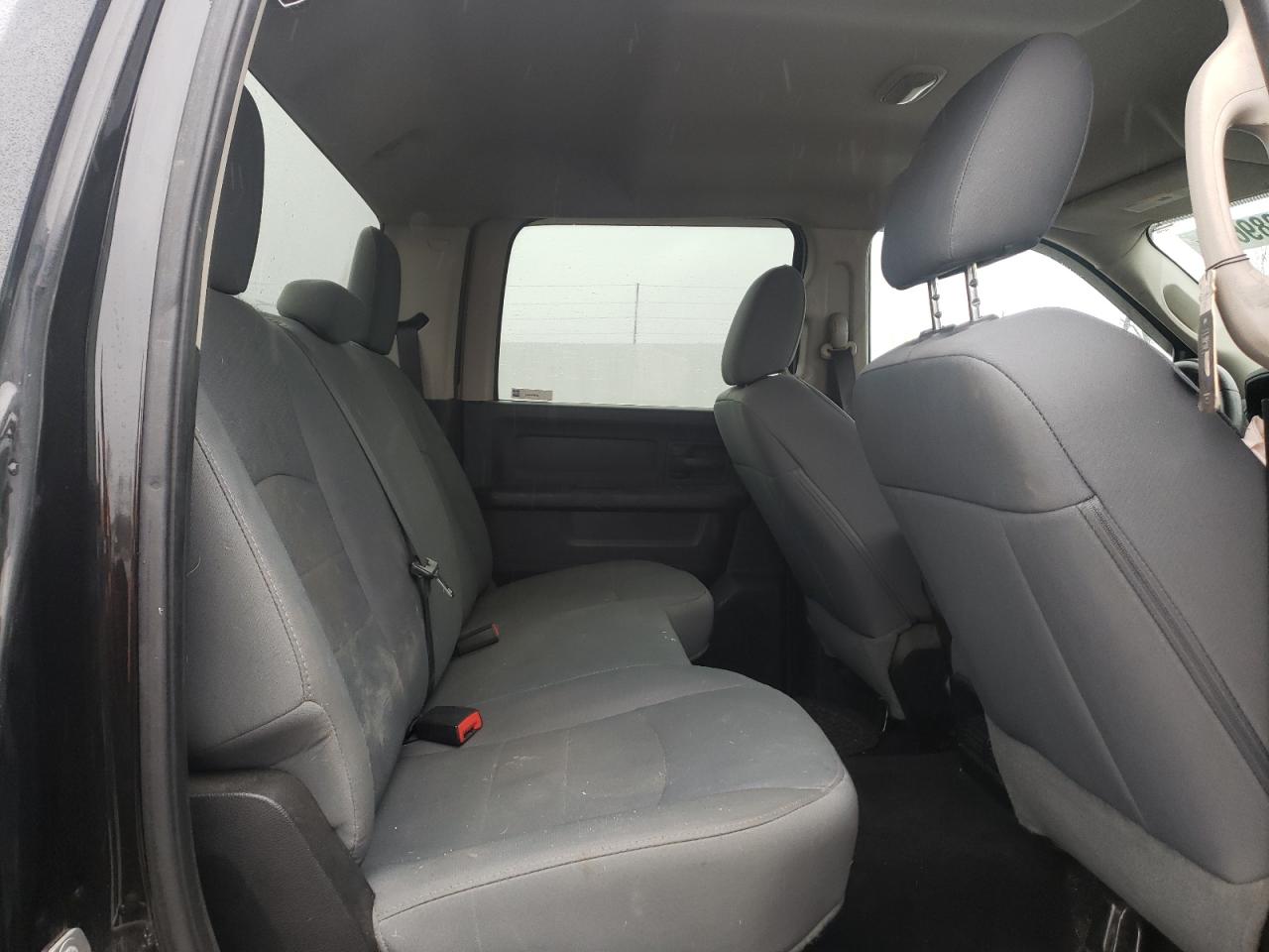 Photo 6 from auction – 2015 RAM 3500 ST with VIN 3C63R3CL9FG681216