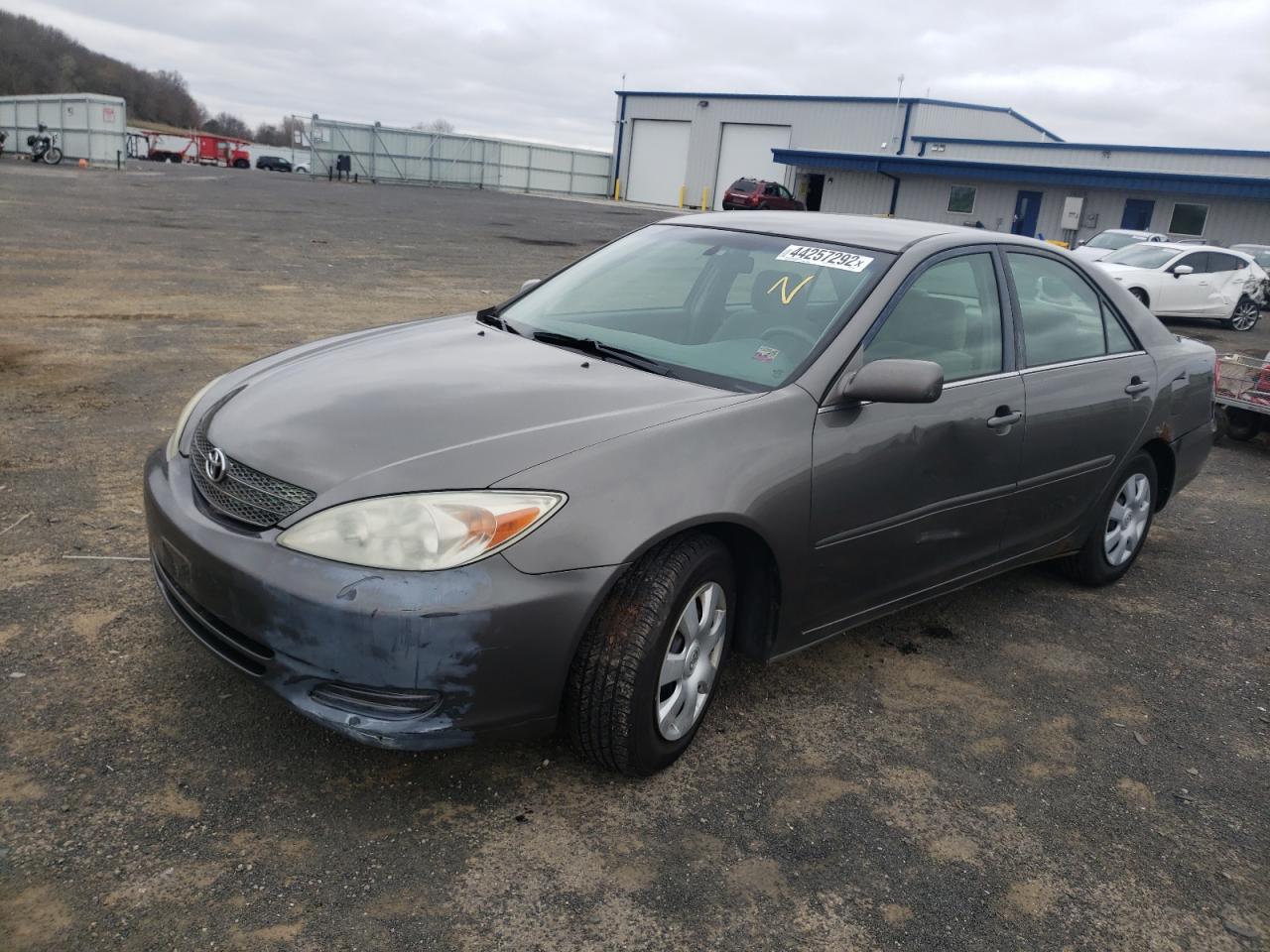 Photo 2 from auction – 2002 TOYOTA CAMRY LE with VIN 4T1BE32K82U523378