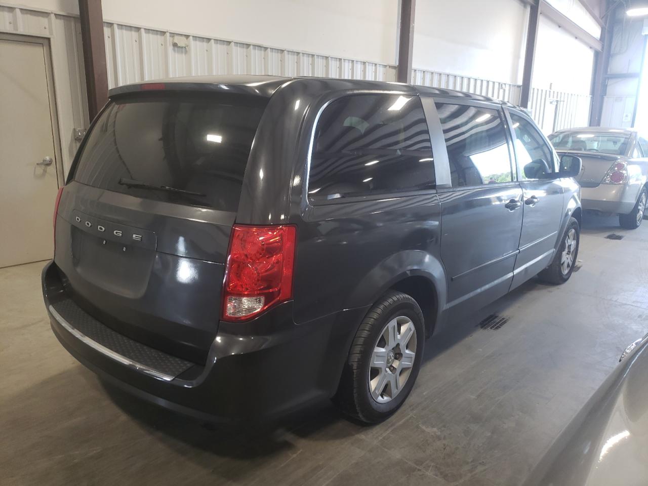 Photo 4 from auction – 2011 DODGE GRAND CARA with VIN 2D4RN4DG1BR773496