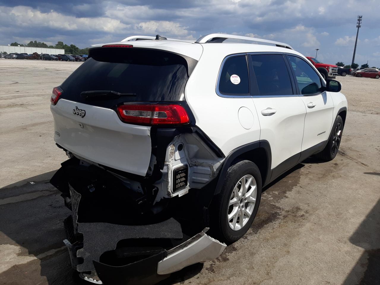 Photo 4 from auction – 2015 JEEP CHEROKEE L with VIN 1C4PJLCS1FW590239