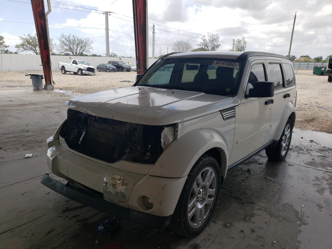 Photo 2 from auction – 2011 DODGE NITRO HEAT with VIN 1D4PT4GK2BW582559