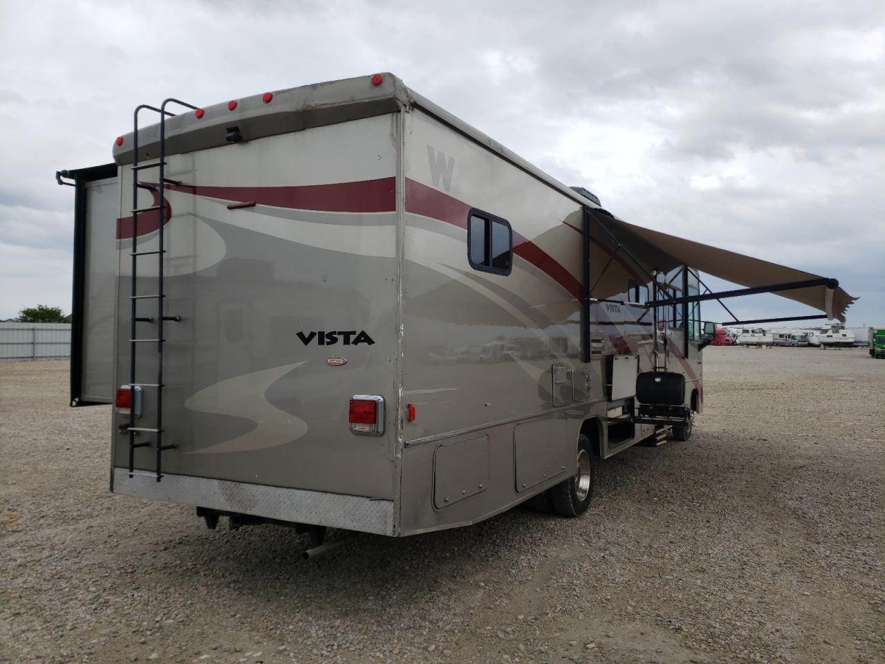 Photo 4 from auction – 2011 FORD F53 with VIN 1F66F5DYXB0A04276