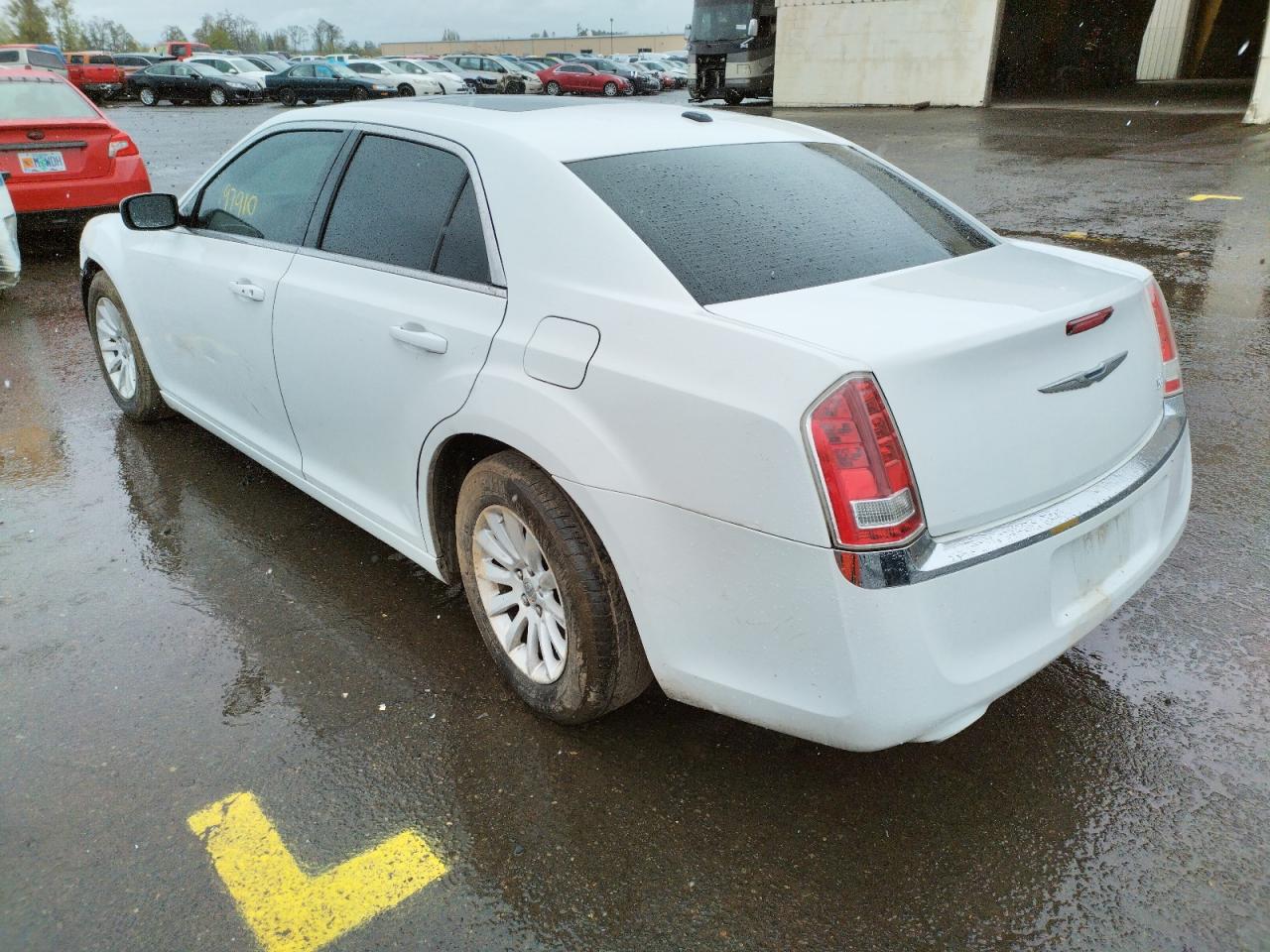 Photo 3 from auction – 2014 CHRYSLER 300 with VIN 2C3CCAAG4EH232467