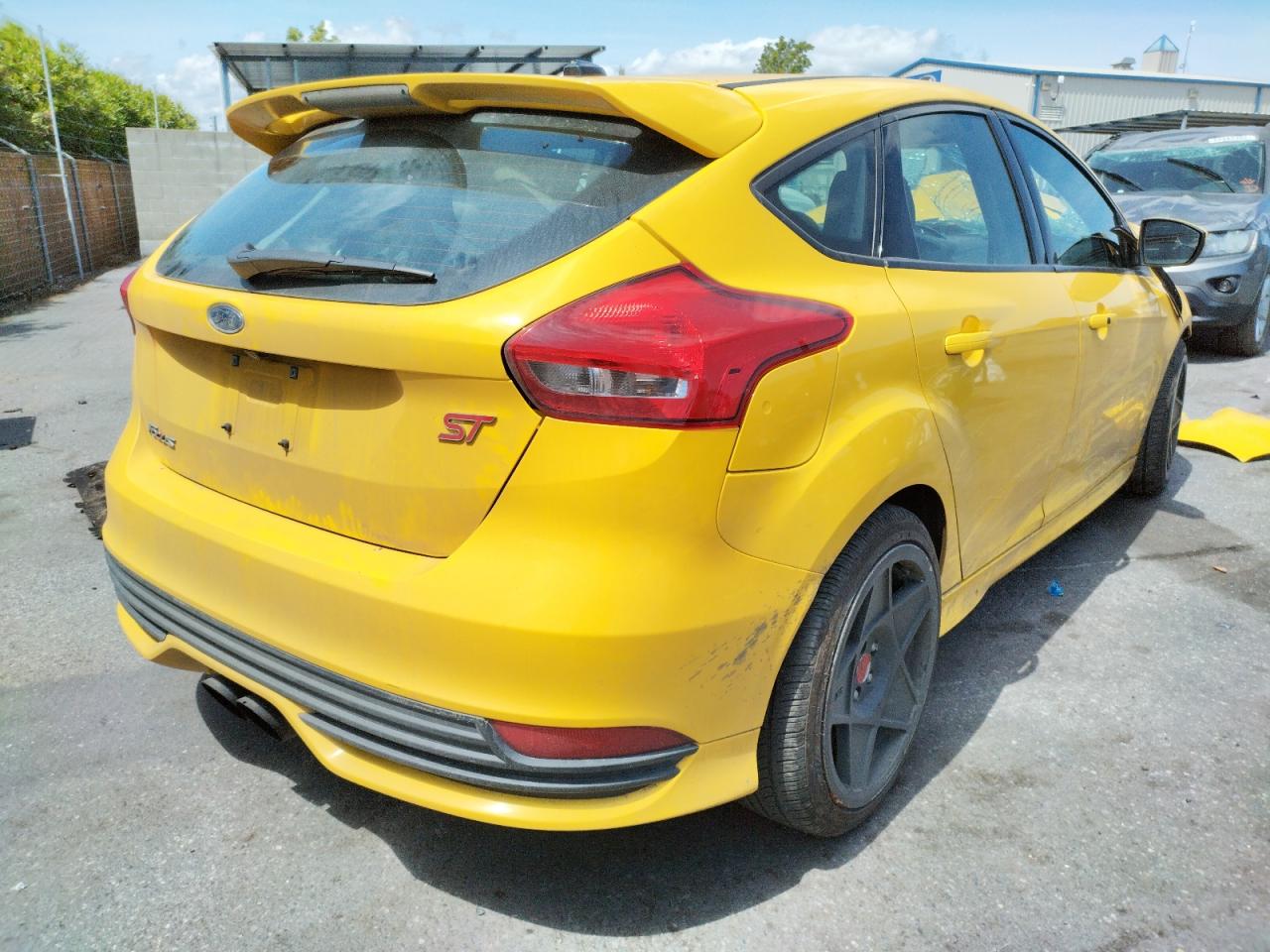 Photo 4 from auction – 2018 FORD FOCUS ST with VIN 1FADP3L91JL233626