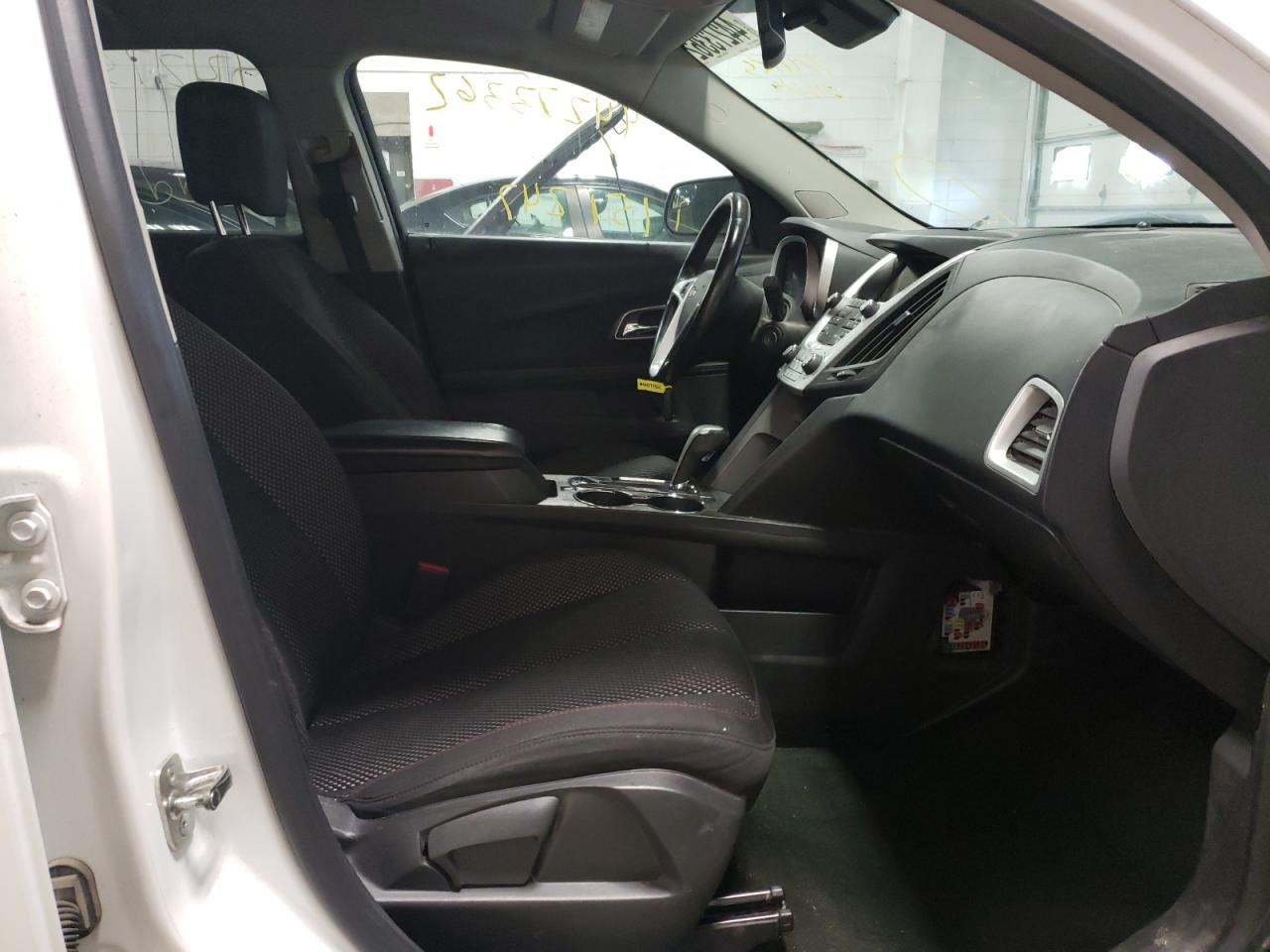 Photo 5 from auction – 2013 CHEVROLET EQUINOX LT with VIN 2GNFLNEK4D6294175