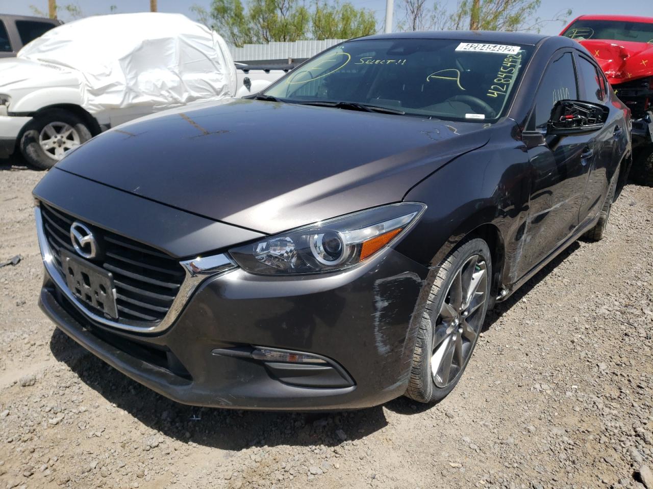Photo 2 from auction – 2018 MAZDA 3 TOURING with VIN 3MZBN1V36JM195889