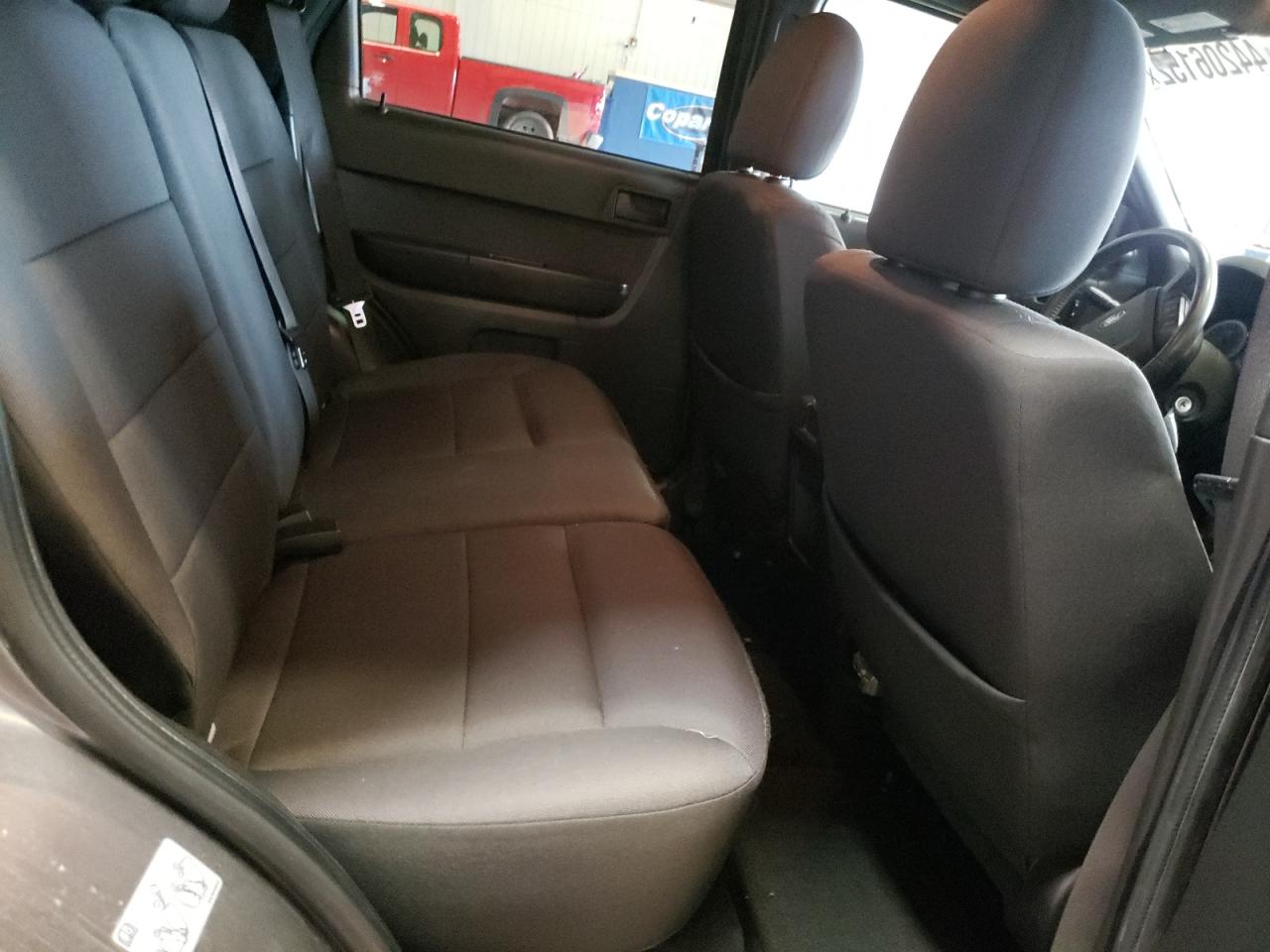 Photo 6 from auction – 2010 FORD ESCAPE XLT with VIN 1FMCU9DG4AKC62263