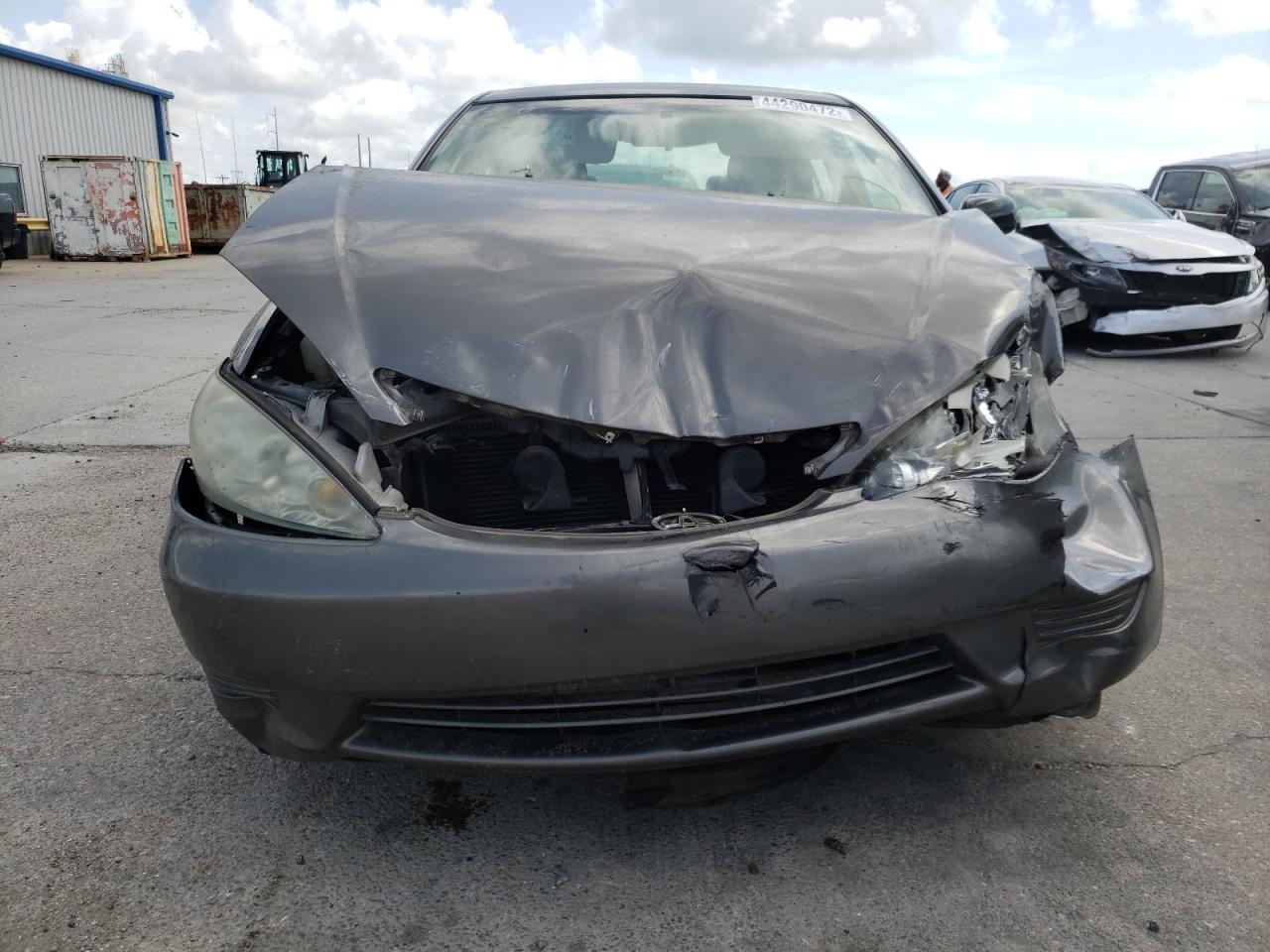 Photo 9 from auction – 2006 TOYOTA CAMRY LE with VIN 4T1BE32K46U720974