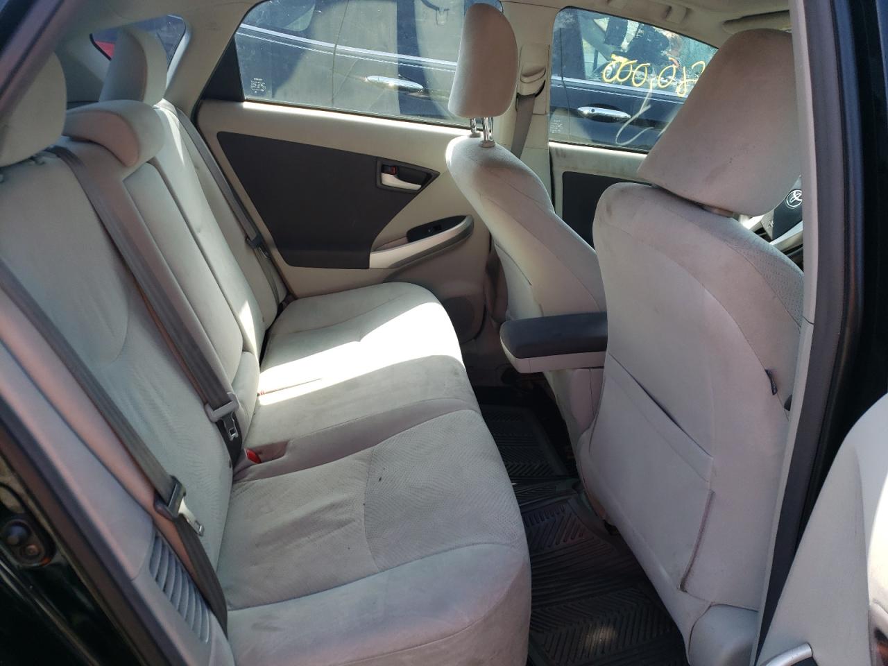 Photo 6 from auction – 2011 TOYOTA PRIUS with VIN JTDKN3DU9B5319265