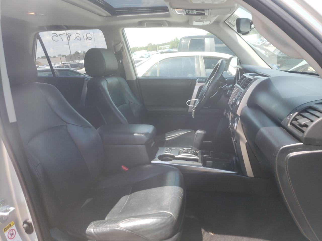 Photo 5 from auction – 2012 TOYOTA 4RUNNER SR with VIN JTEZU5JR4C5033544