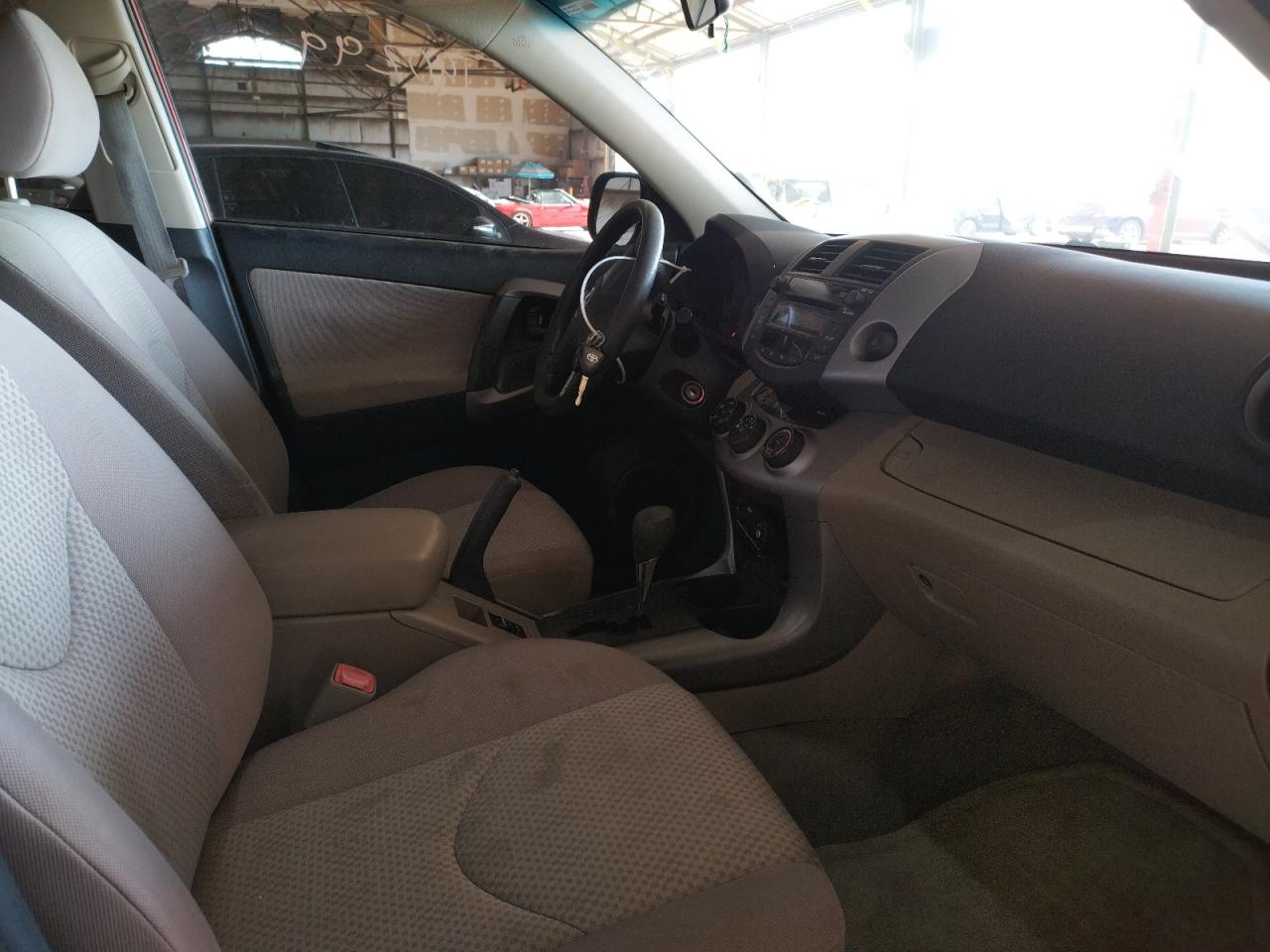 Photo 5 from auction – 2007 TOYOTA RAV4 with VIN JTMZD33V975071280