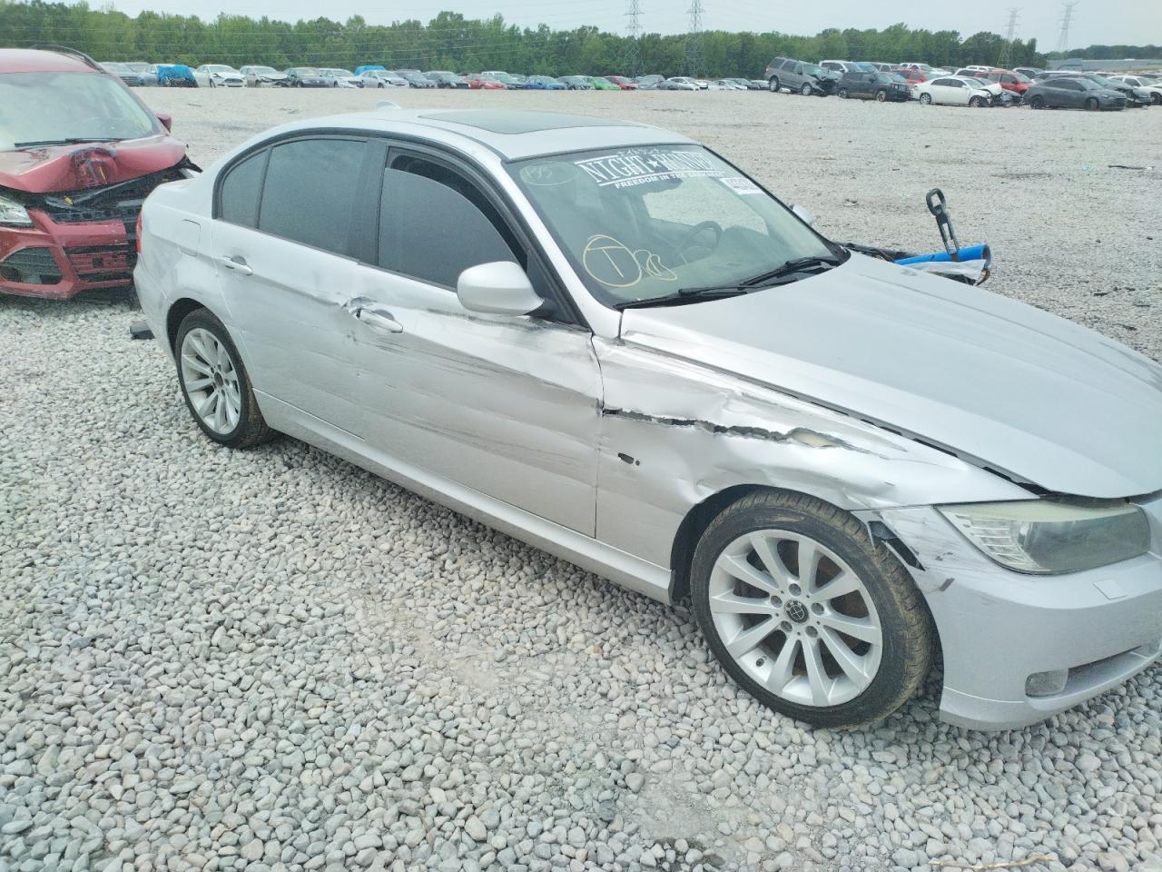 Photo 9 from auction – 2011 BMW 328 XI with VIN WBAPK7C59BA970027