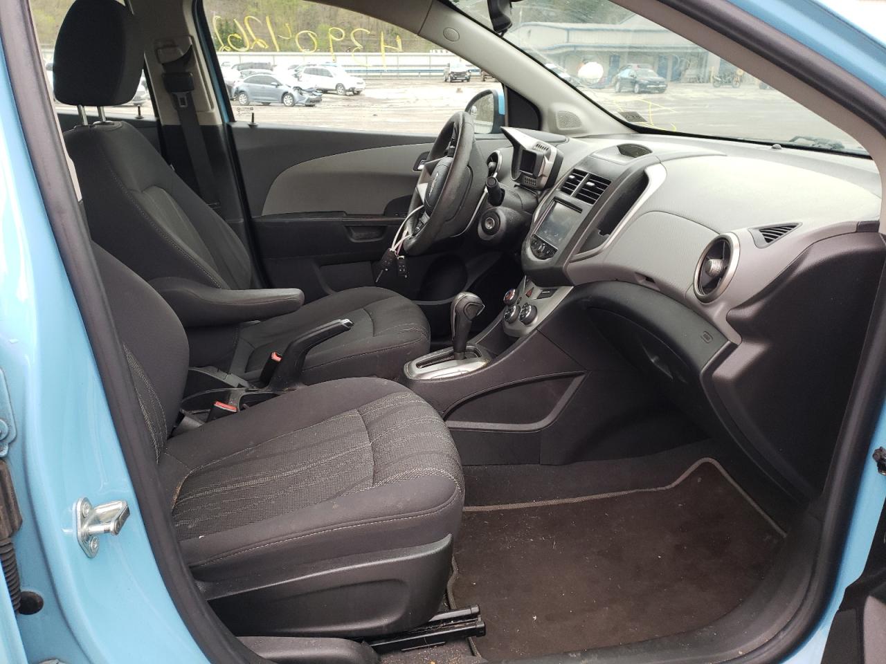 Photo 5 from auction – 2014 CHEVROLET SONIC LT with VIN 1G1JC5SH9E4182995