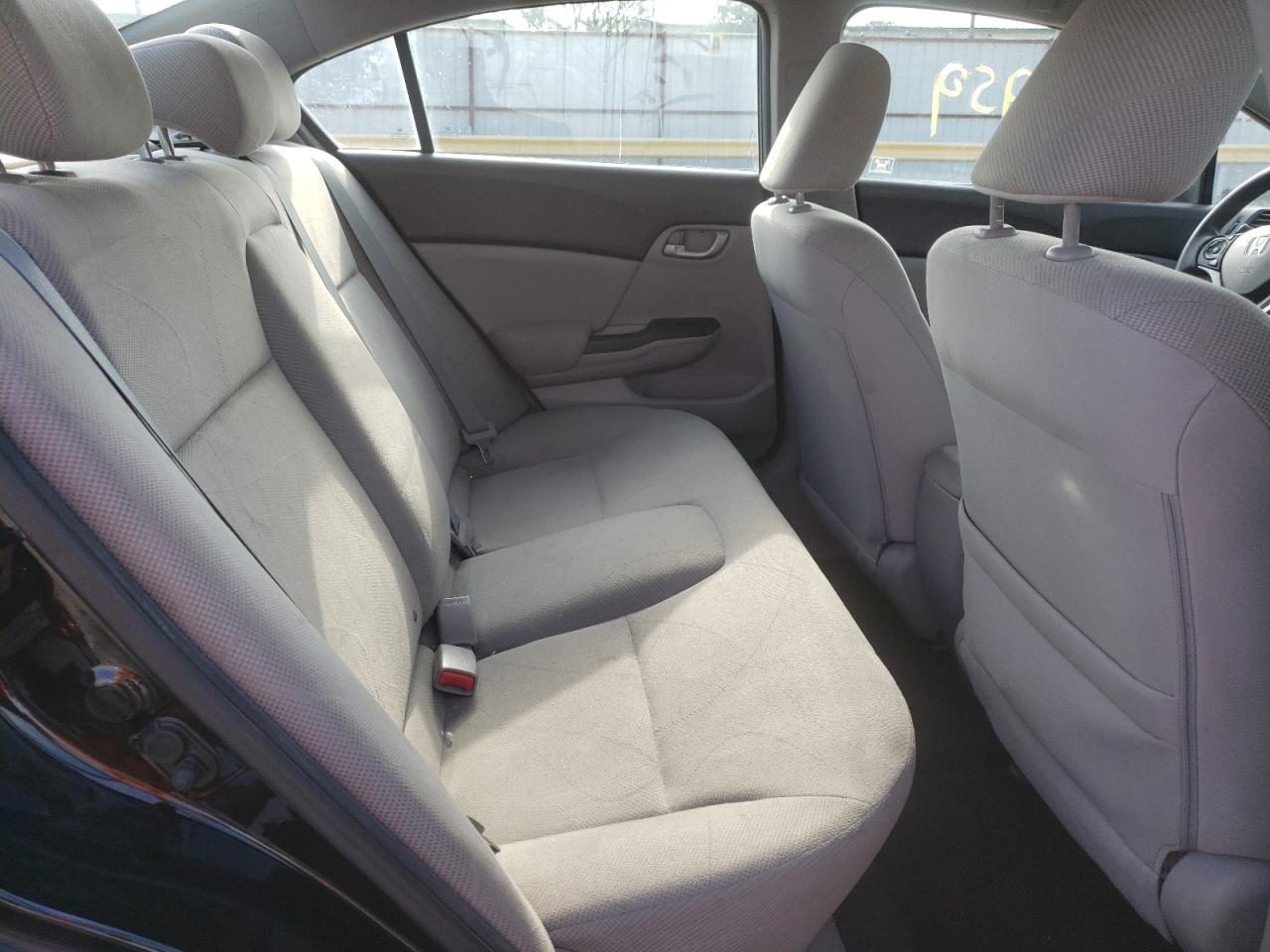 Photo 6 from auction – 2012 HONDA CIVIC LX with VIN 19XFB2F52CE047190