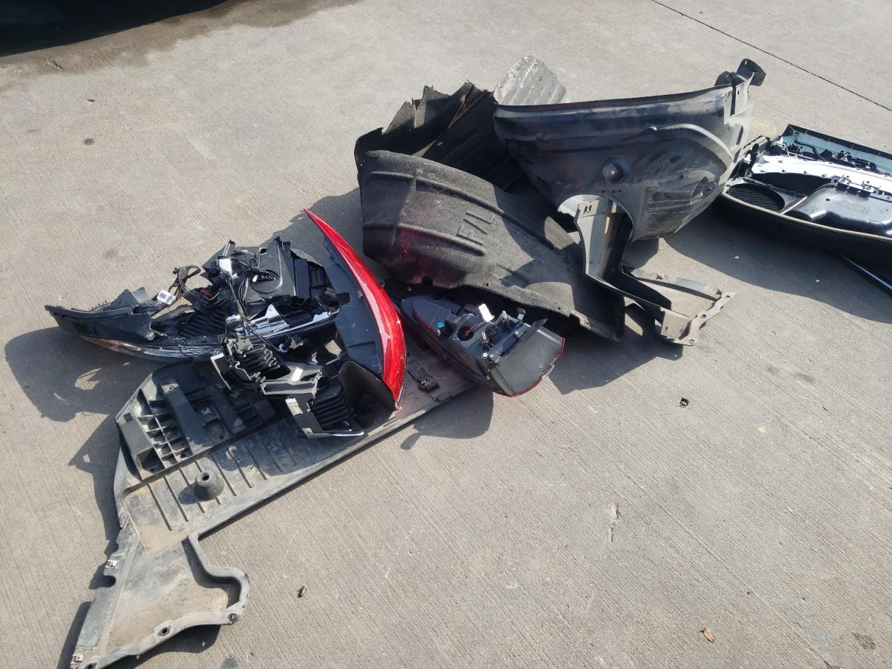 Photo 9 from auction – 2020 FORD FUSION TIT with VIN 3FA6P0D92LR116471