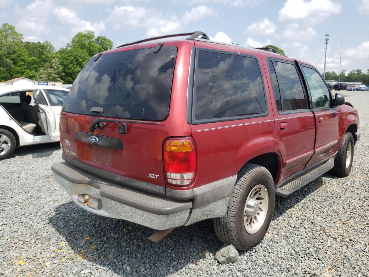 Фото 4 с аукциона – 2000 FORD EXPLORER X с VIN 1FMZU73EXYZA08301