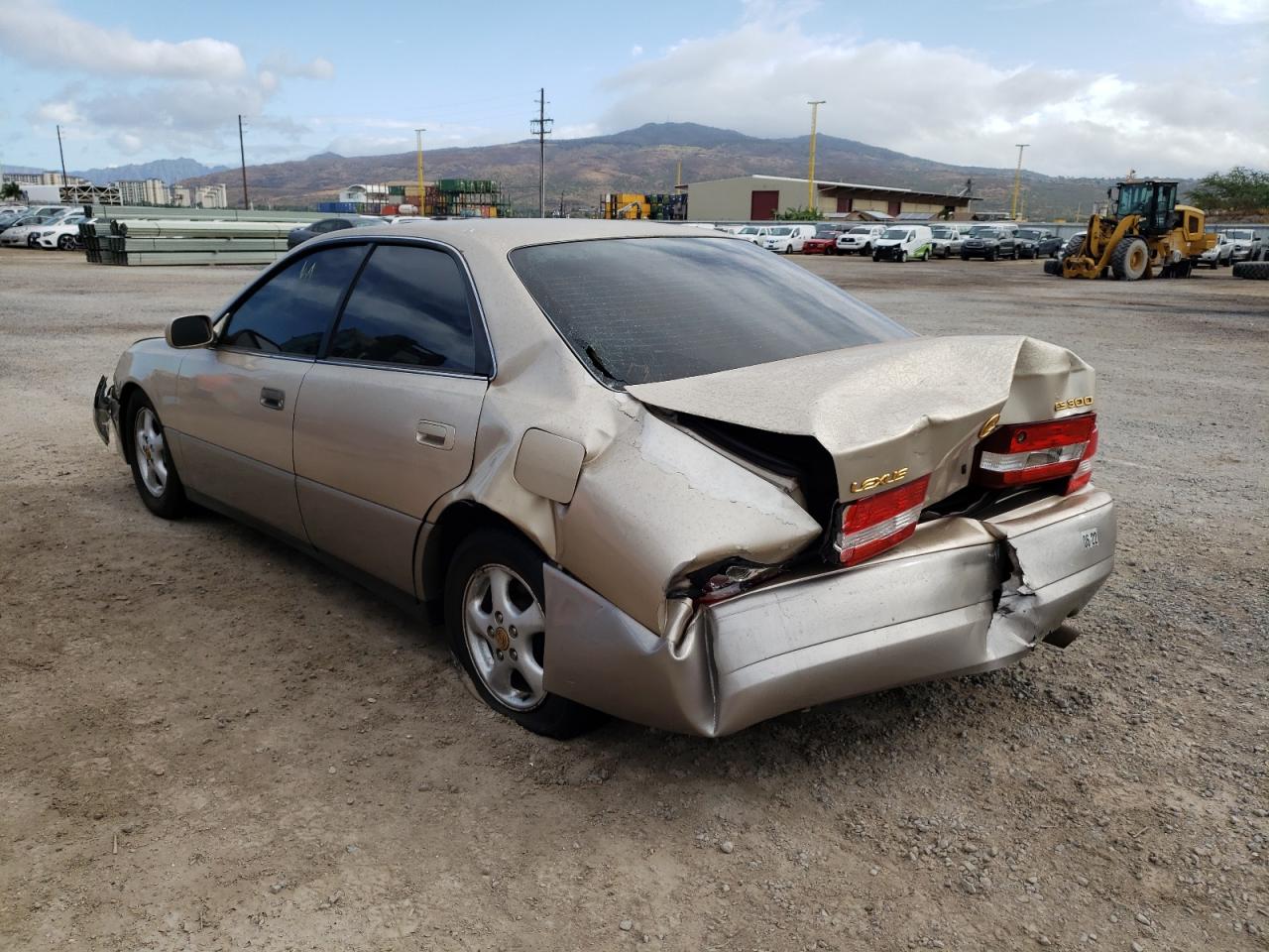 Photo 3 from auction – 1997 LEXUS ES 300 with VIN JT8BF22G7V0041664