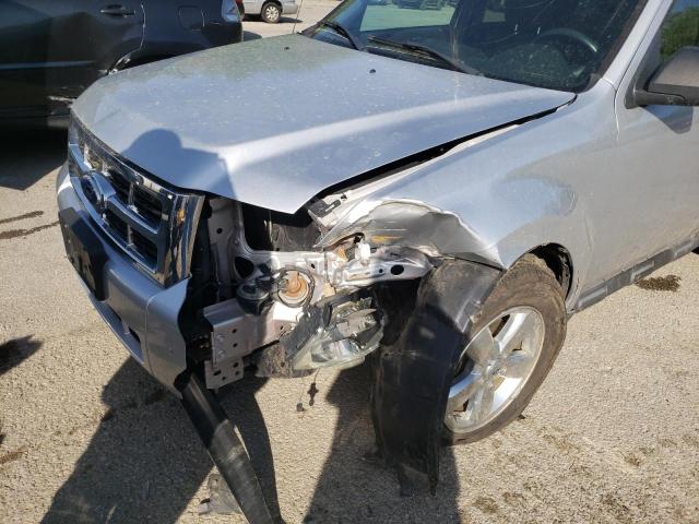 Photo 9 from auction – 2010 FORD ESCAPE XLT with VIN 1FMCU0DG4AKD00344