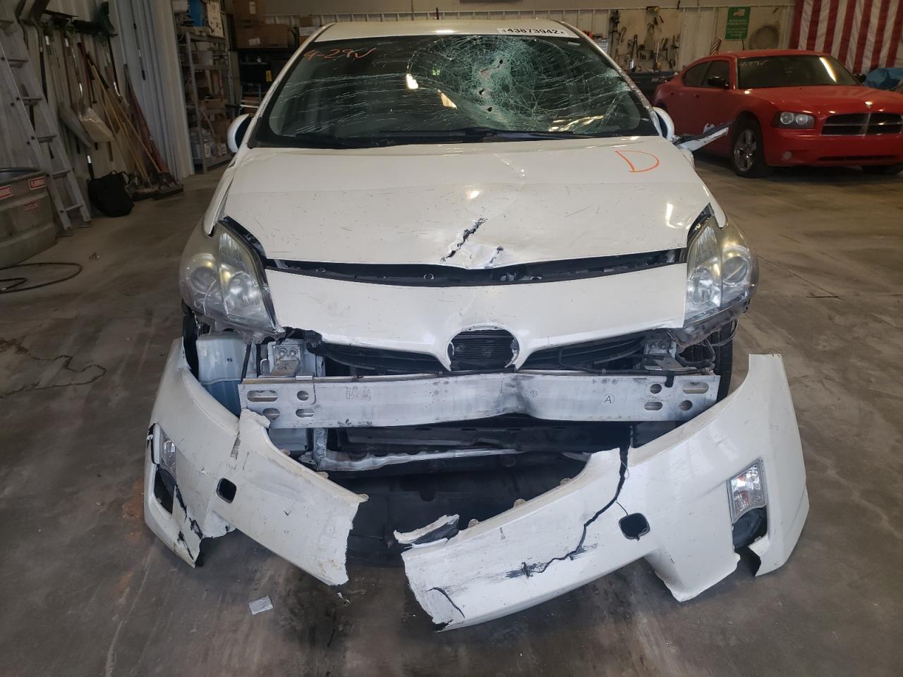 Photo 9 from auction – 2011 TOYOTA PRIUS with VIN JTDKN3DU0B0297637