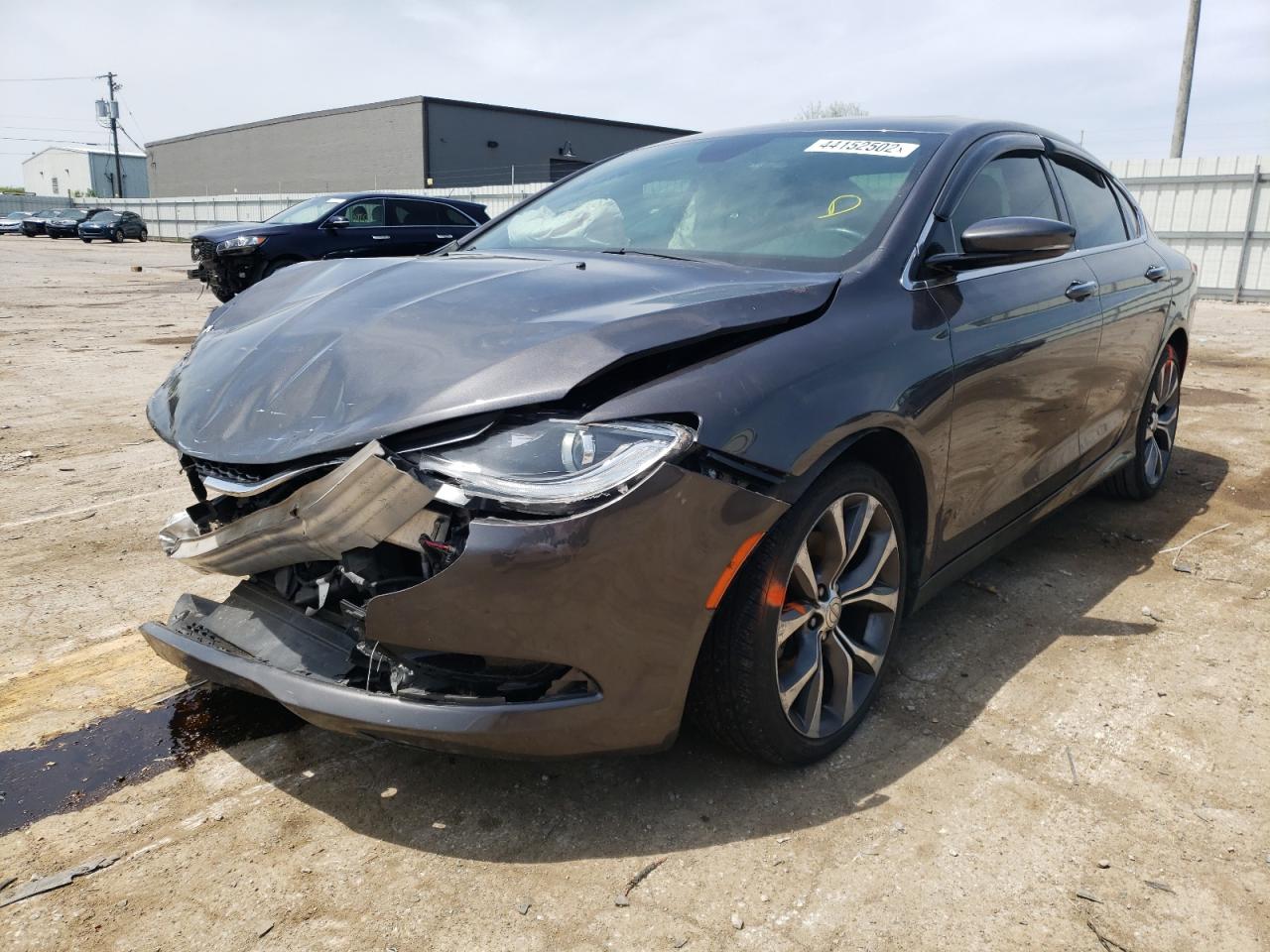 Photo 2 from auction – 2016 CHRYSLER 200 C with VIN 1C3CCCCB4GN101577