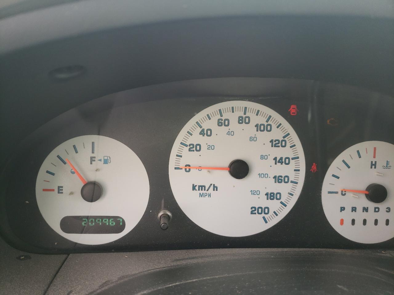 Photo 8 from auction – 2003 DODGE CARAVAN SE with VIN 1D4GP25R03B257278