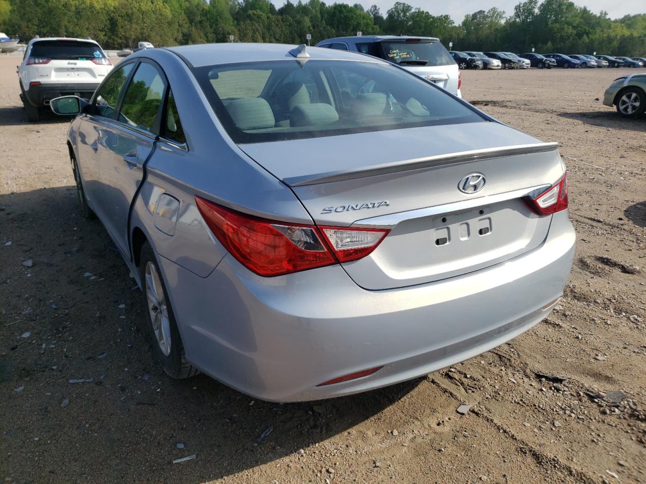 Photo 3 from auction – 2012 HYUNDAI SONATA GLS with VIN 5NPEB4AC6CH339515