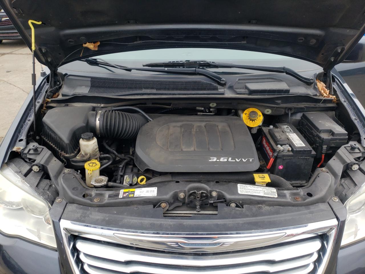 Photo 7 from auction – 2014 CHRYSLER TOWN & COU with VIN 2C4RC1BG3ER163673