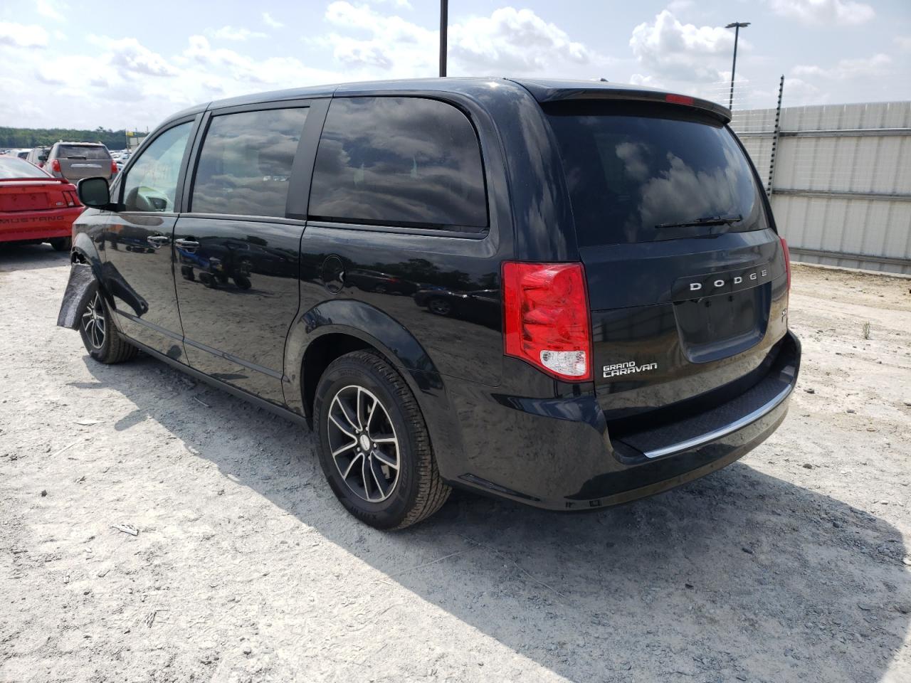 Photo 3 from auction – 2019 DODGE GRAND CARA with VIN 2C4RDGEG2KR529324
