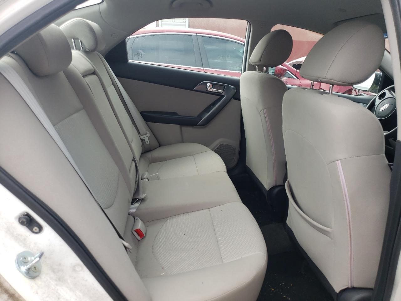 Photo 6 from auction – 2013 KIA FORTE EX with VIN KNAFU4A26D5664539
